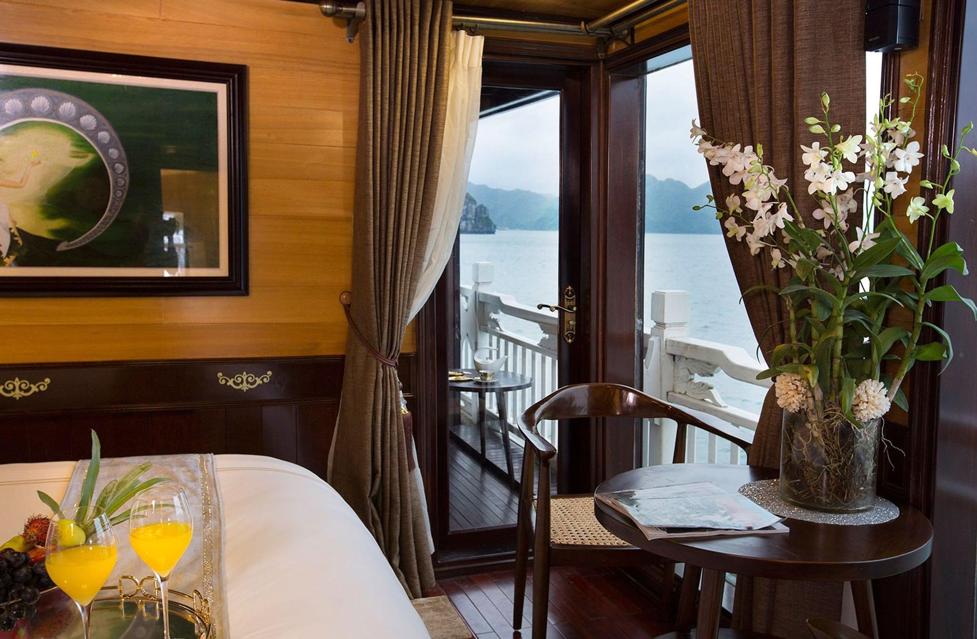 Aphrodite Cruise Ha Long Bagian luar foto