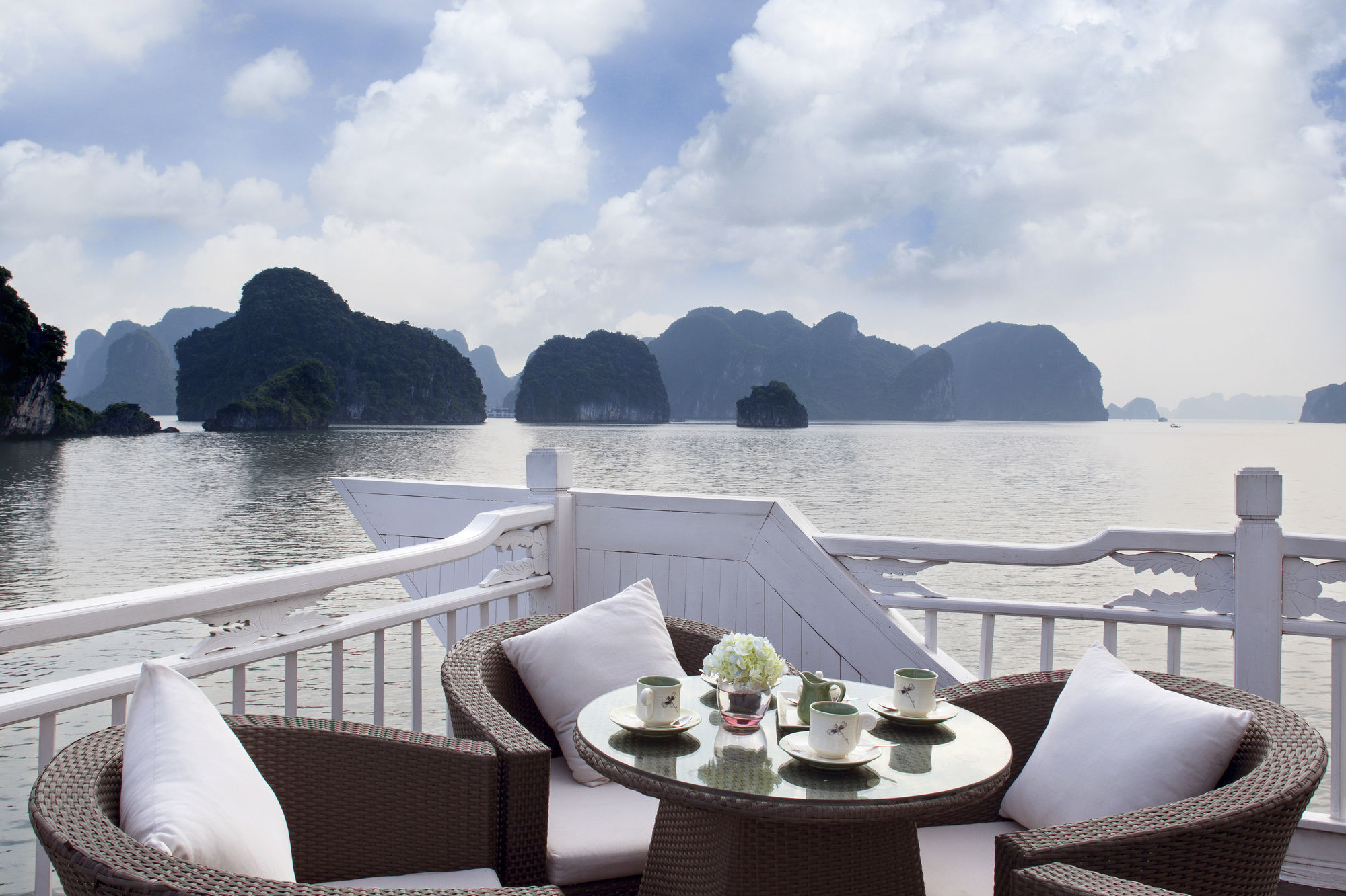 Aphrodite Cruise Ha Long Bagian luar foto