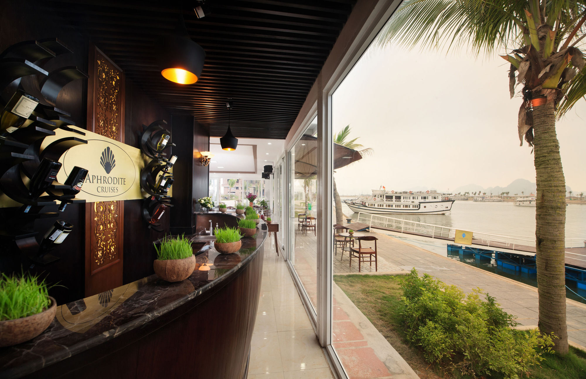 Aphrodite Cruise Ha Long Bagian luar foto